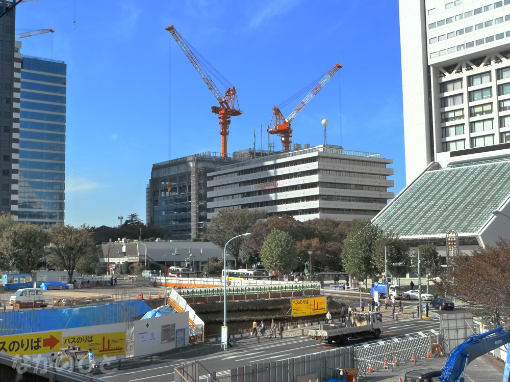中野駅北口に建設中のビル、徐々に上に伸びてきました